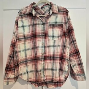 ✨BOGO✨ Love Tree Pink and White Plaid Flannel